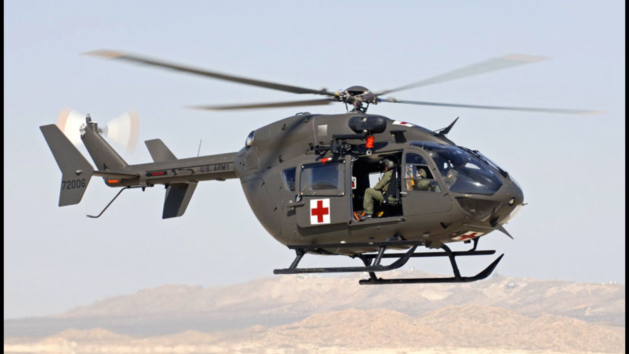 Sikorsky uh-60 black hawk. Сикорский uh-60m black hawk. Uh 60 и ми 8. Вертолёт mh-60l blackhawk. Uh 8.